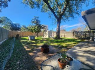 13715 Vickston Ln, Houston, TX 77014
