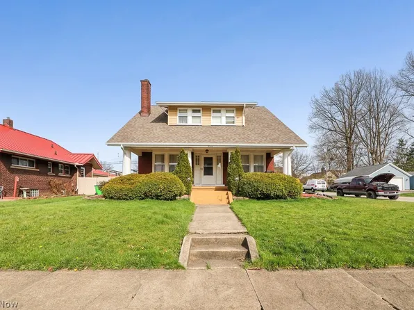 2144 Ridgewood Ave, Alliance, OH 44601