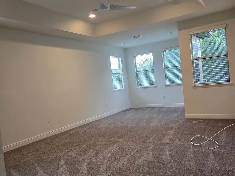 9240 Woodcrane Dr — Photo 41