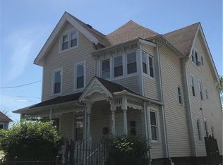 35-37 Annawan St, Hartford, CT 06114