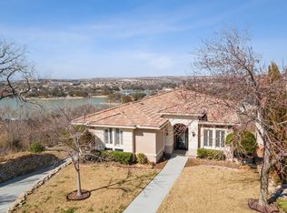 7728 Lakeview Cir, Saginaw, TX 76179