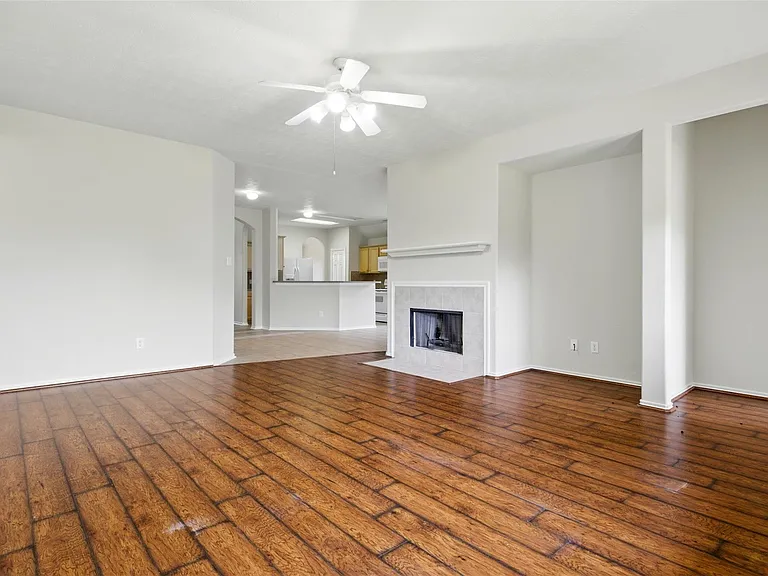4827 Claymill Ct — Photo 17