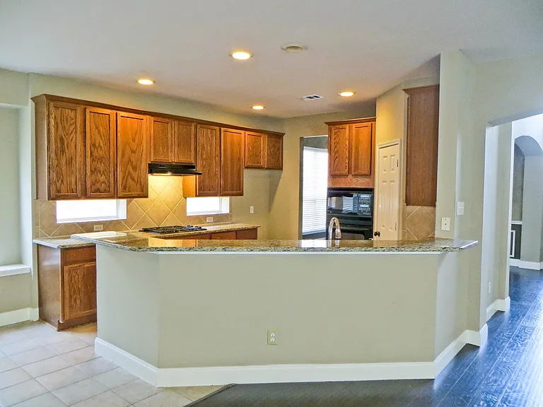 7129 Bryce Canyon Dr — Photo 4