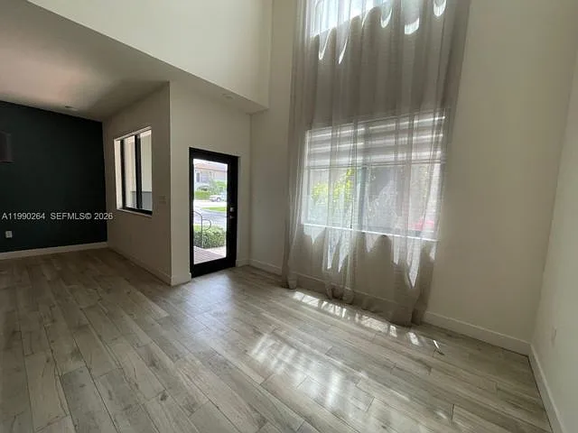 Building Photo - 4700 NW 84th Ave #17