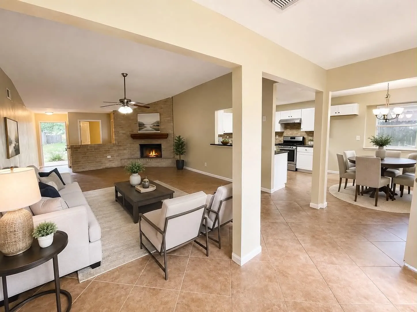 3 bed, 2.0 bath, 1724 sqft, $1,850 — Photo 3