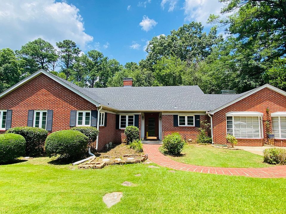 1st image of 10 Sherwood Dr