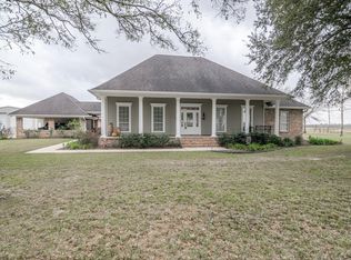 11325 Bamboo Rd, Abbeville, LA 70510