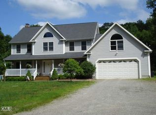 427 Hammertown Rd, Monroe, CT 06468