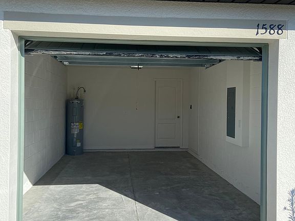 2nd image of 1588 Wynford Cir