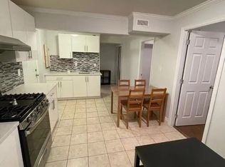 6511 Granville Cres #8, Richmond, BC V7C 2V5
