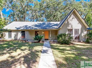 10 Cozy Bluff Rd, Savannah, GA 31410