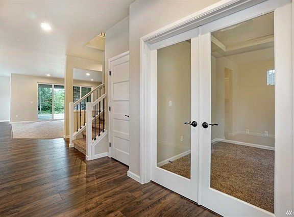 4th image of 4623 Plover St NE