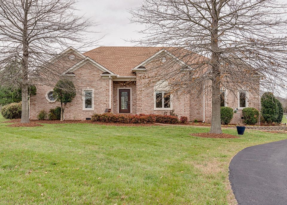 1st image of 1820 Savannah Springs Dr