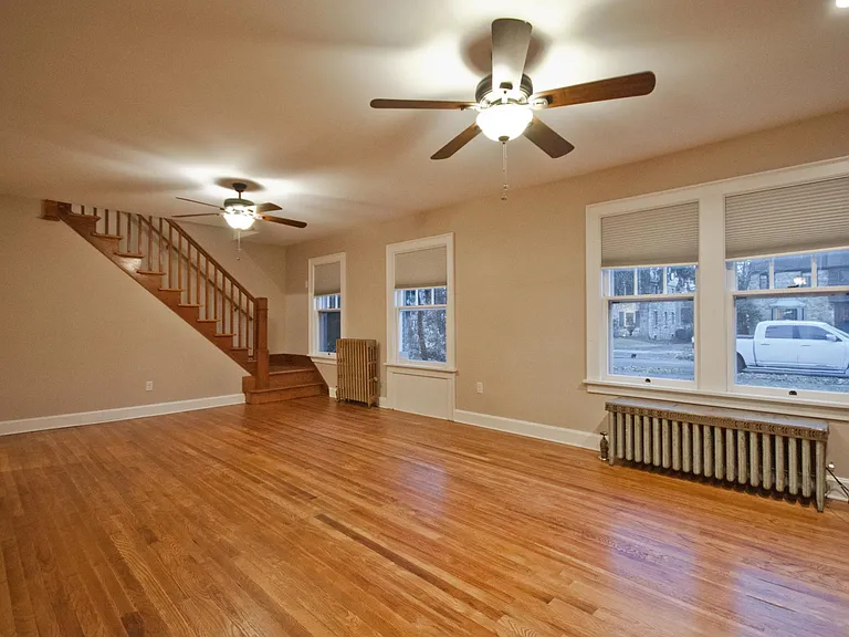 234 E Hamilton Ave — Photo 16