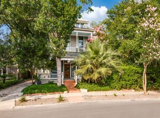 516 E Guenther St #B, San Antonio, TX 78210