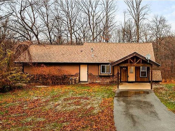 3rd image of 12044 Larkspur Ln