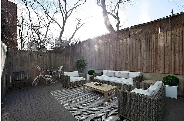 Rented by REAL New York | media 5