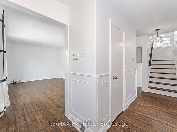 5th image of 1286 Kipling Ave