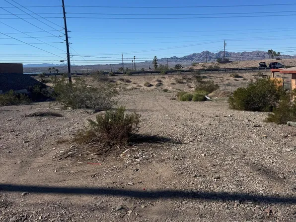 1365 Tanqueray Dr, Lake Havasu City, AZ 86404