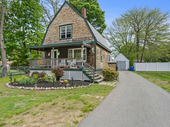 428 Salem St, Rockland, MA 02370