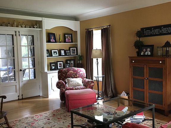 5th image of 2340 Goddard Rd