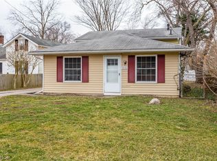 9884 Bryant Dr, Columbia Station, OH 44028