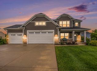 6488 Red Point Dr SW, Byron Center, MI 49315