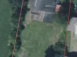 41 Erie Ave, Irvine, PA 16329