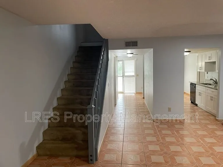 4587 Lighthouse Cir — Photo 11