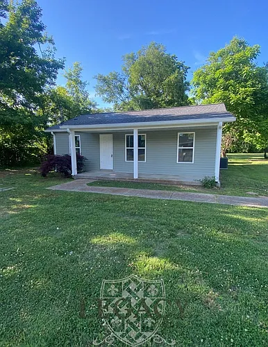214 W Lokey Ave Photo 1