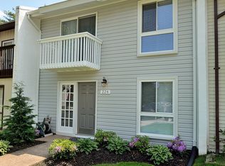 226 N Cottage Rd, Sterling, VA 20164