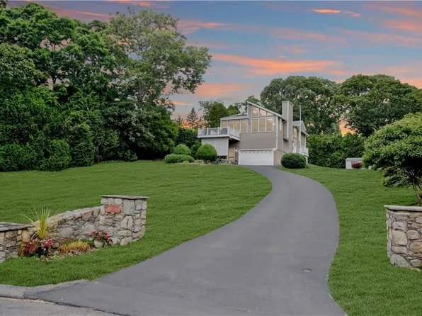 9 Reed Dr, Westerly, RI 02891