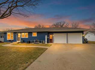 238 13th St SW, Owatonna, MN 55060