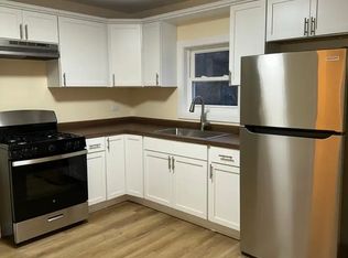 729 Claim St #2, Aurora, IL 60505