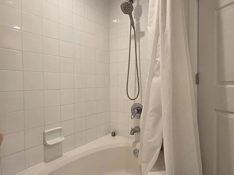 2000 N Bayshore Dr #507 — Photo 19