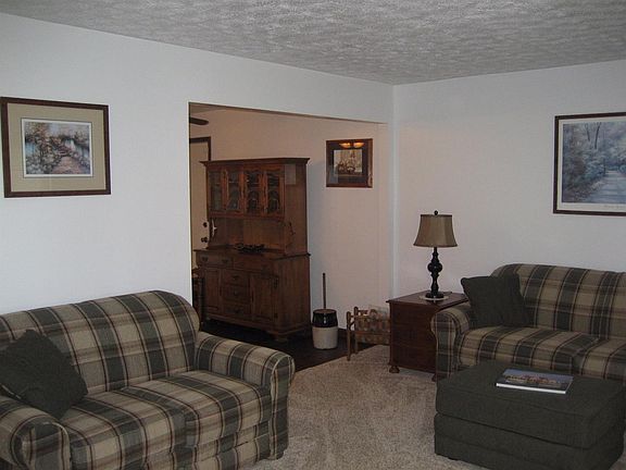 5th image of 5757 Lake Circle Dr