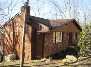 5 Crescent Dr S, Andover, NJ 07821