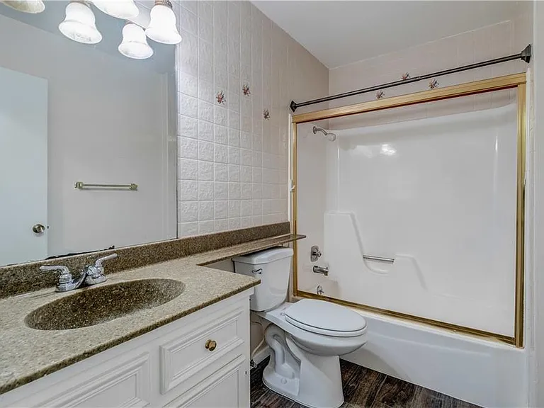 12118 Black Angus Dr — Photo 32
