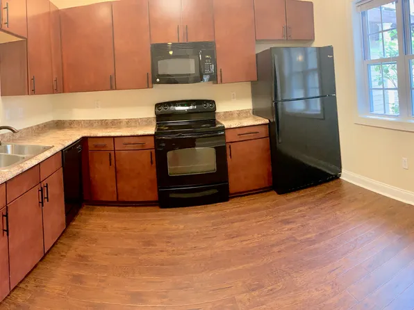 402 Treyson Ln, Morgantown, WV