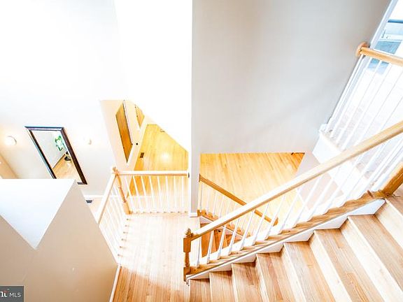 5th image of 3403 Manderes Pl