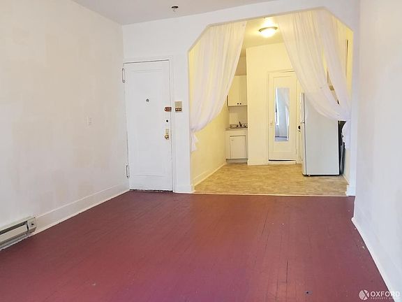 3rd image of 1452 2nd Ave APT 16