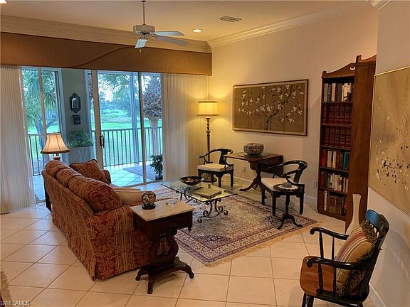 3rd image of 2405 Mont Claire Dr Unit 201