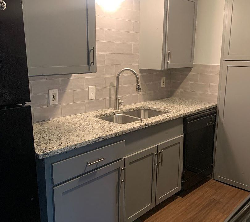 1st image of 723 N Marsalis Ave #105