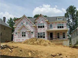 1040 Mabry Oaks Dr NE, Atlanta, GA 30319