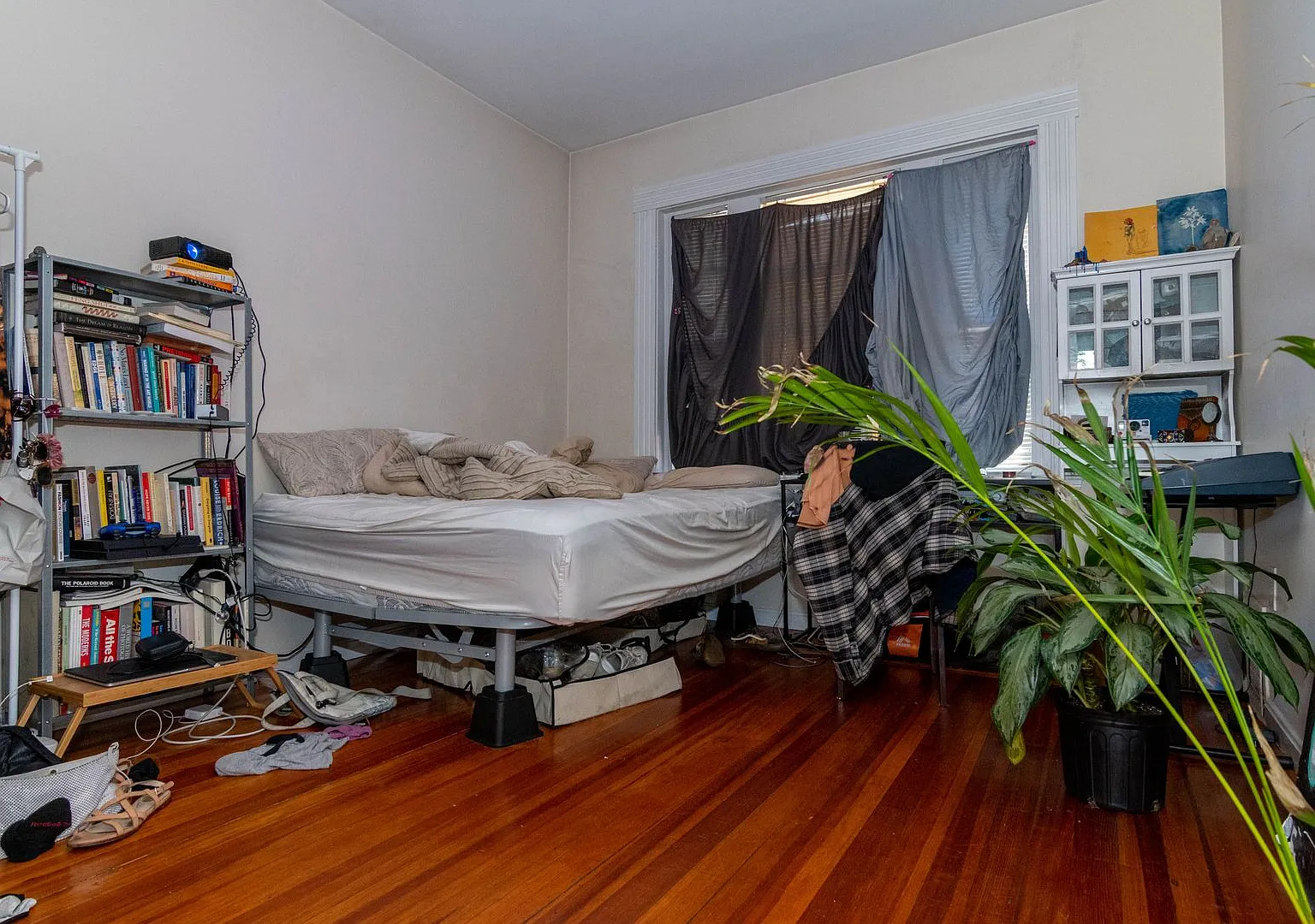 No Brokers Fee, Oak Sq Area, Laundry on a Site, Eat-in Kitchen, Big Bedrooms — Photo 4