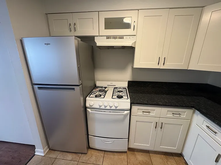 1660 N 4th St #3A — Photo 3