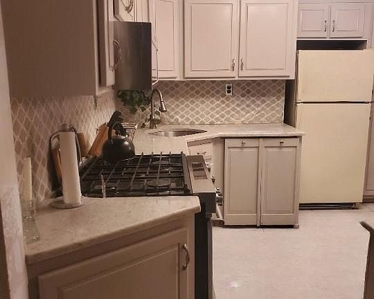 4th image of 3431 82nd Street #1