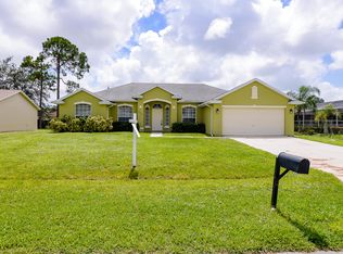 306 SE Huron Ter, Pt Saint Lucie, FL 34953