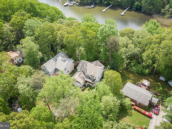 2nd image of 1035 Omar Dr