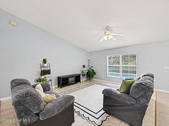 5th image of 536-530 Fort Pierce St SW